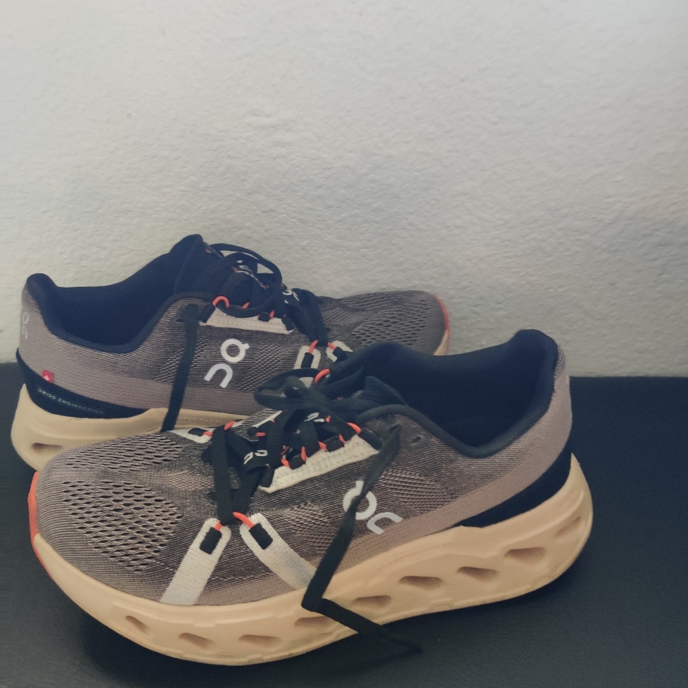 Women's On cloudeclipse